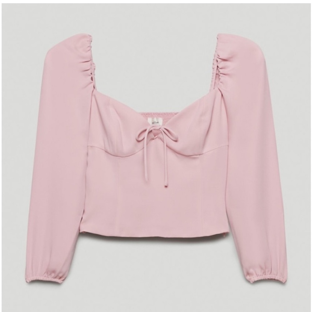 Looking for Aritzia Novella Blouse in Dawn Pink XXS/00